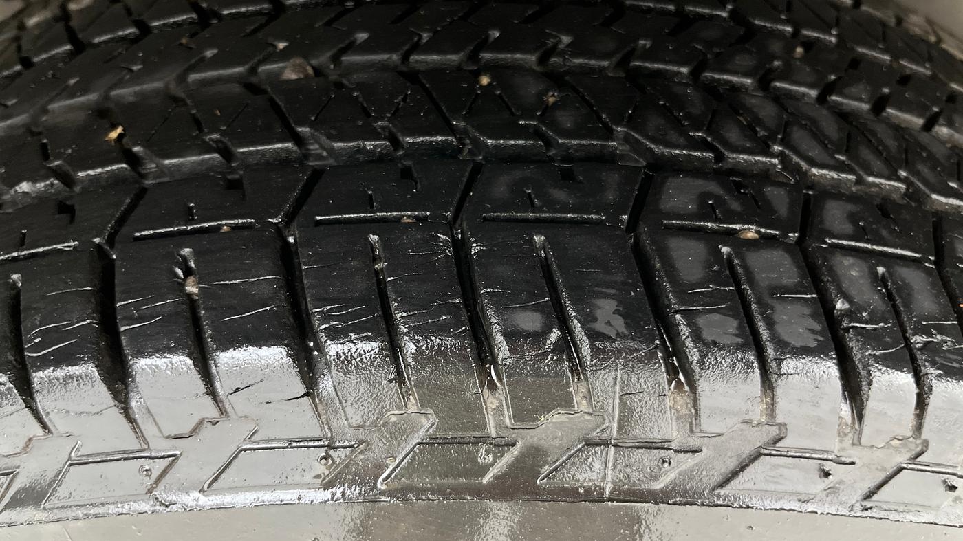 2014 Mahindra XUV500 W6, Diesel, Manual, 78,018 km, Right Rear Tyre Tread