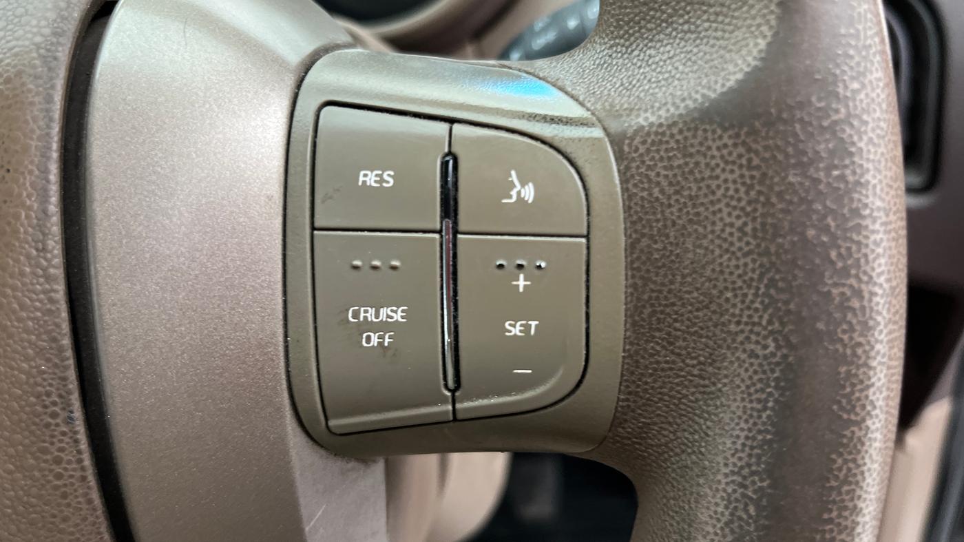 2014 Mahindra XUV500 W6, Diesel, Manual, 78,018 km, Adaptive Cruise Control