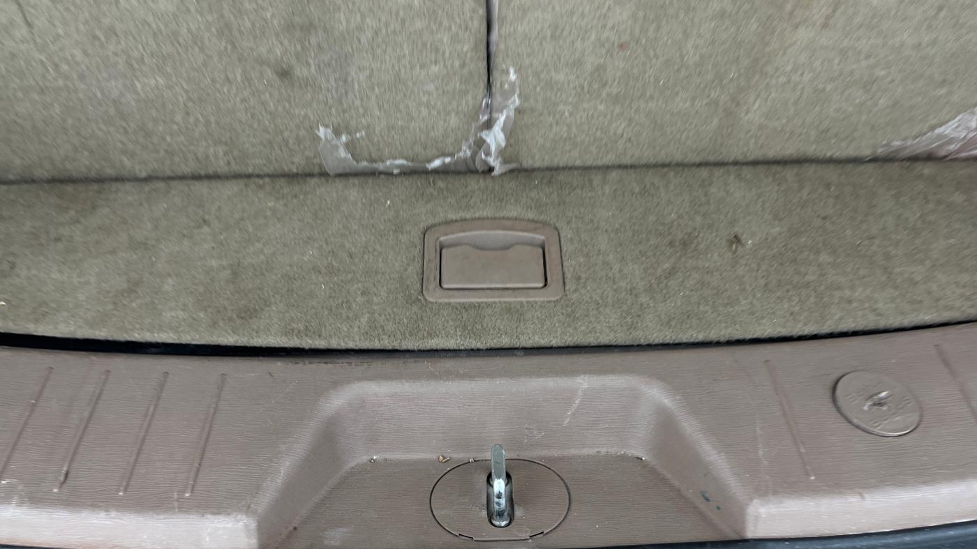 2014 Mahindra XUV500 W6, Diesel, Manual, 78,018 km, Boot Inside