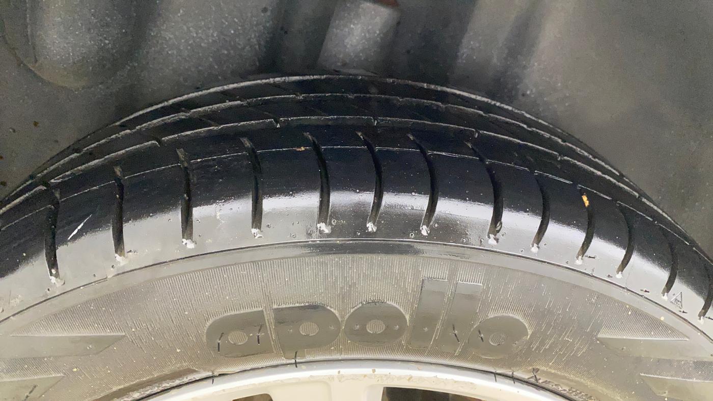 2013 Volkswagen Polo HIGHLINE1.2L, Petrol, Manual, 54,808 km, Right Rear Tyre Tread