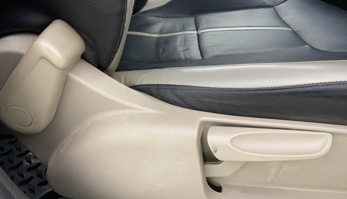 2013 Volkswagen Polo HIGHLINE1.2L, Petrol, Manual, 54,860 km, Driver Side Adjustment Panel