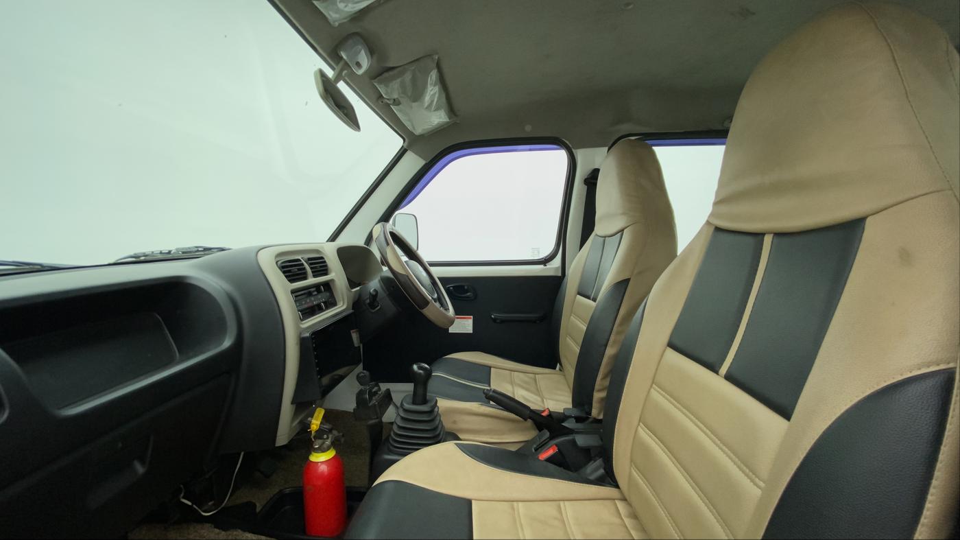 2020 Maruti Eeco 5 STR CNG WITH AC PLUSHTR, CNG, Manual, 25,722 km, Right Side Front Door Cabin