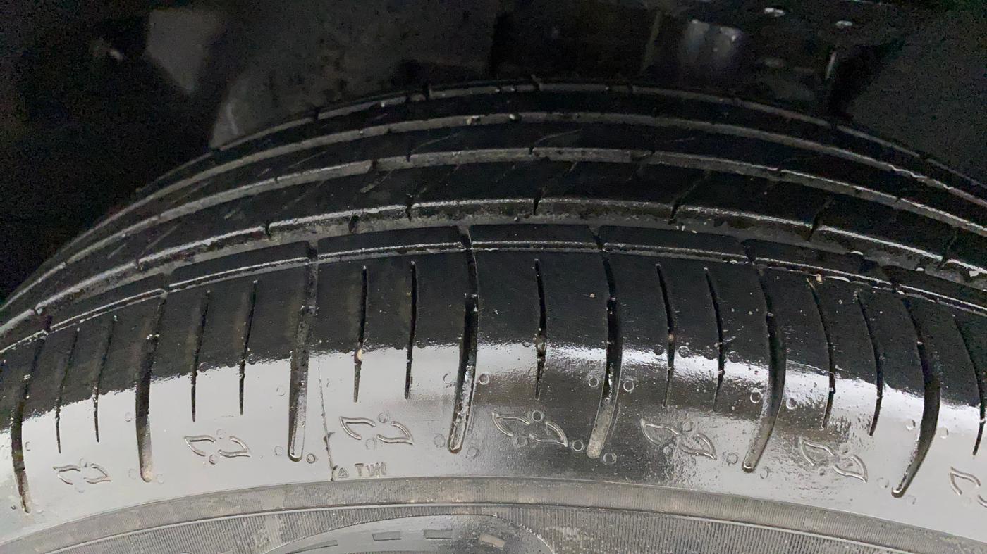 2022 Tata Harrier XZA PLUS 2.0L, Diesel, Automatic, 6,535 km, Left Front Tyre Tread