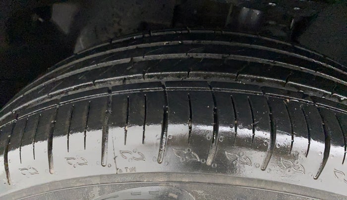 2022 Tata Harrier XZA PLUS 2.0L, Diesel, Automatic, 6,535 km, Left Front Tyre Tread