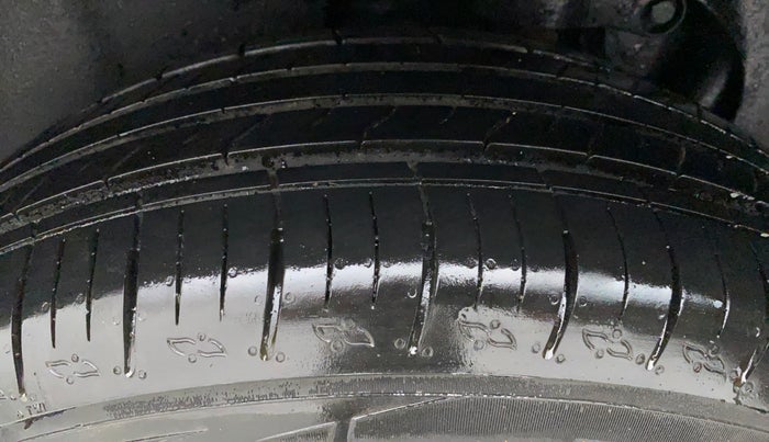 2022 Tata Harrier XZA PLUS 2.0L, Diesel, Automatic, 6,535 km, Right Rear Tyre Tread