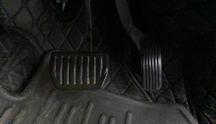 2022 Tata Harrier XZA PLUS 2.0L, Diesel, Automatic, 6,535 km, Pedals