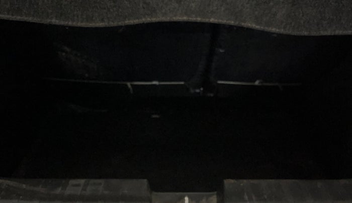 2016 Maruti Baleno DELTA PETROL 1.2, Petrol, Manual, 80,739 km, Boot Inside