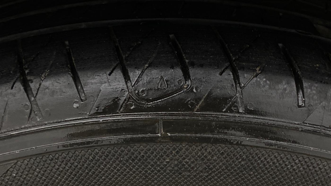 2021 KIA SELTOS GTX PLUS AT 1.5 DIESEL, Diesel, Automatic, 1,12,427 km, Right Rear Tyre Tread