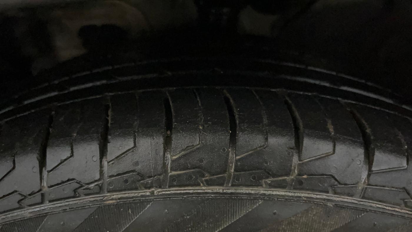 2019 KIA SELTOS GTX PLUS 1.4 PETROL, Petrol, Manual, 76,379 km, Left Front Tyre Tread