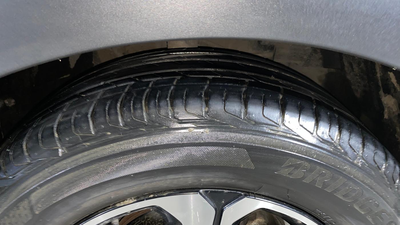 2022 Tata NEXON XZA PLUS (HS) PETROL, Petrol, Automatic, 41,041 km, Right Front Tyre Tread