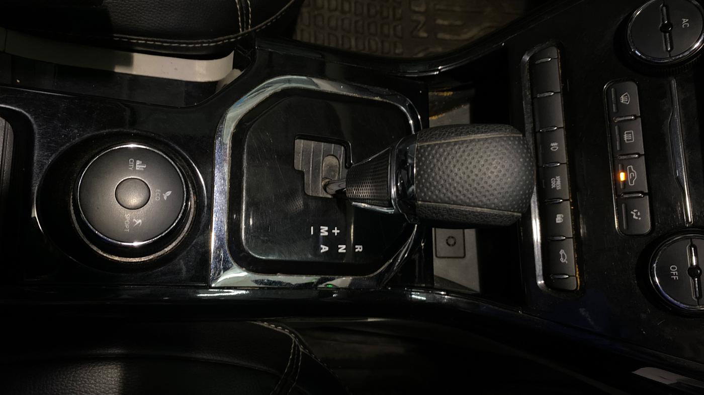 2022 Tata NEXON XZA PLUS (HS) PETROL, Petrol, Automatic, 41,041 km, Gear Lever