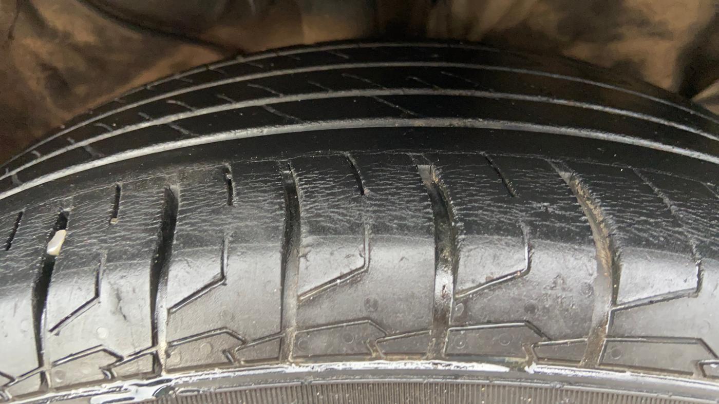2021 KIA SELTOS HTX IVT 1.5 PETROL, Petrol, Automatic, 48,918 km, Right Front Tyre Tread