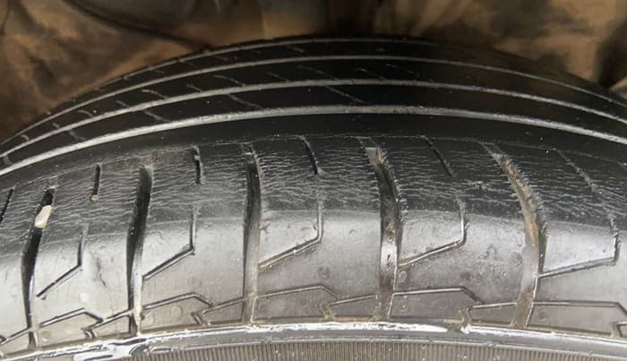 2021 KIA SELTOS HTX IVT 1.5 PETROL, Petrol, Automatic, 48,918 km, Right Front Tyre Tread