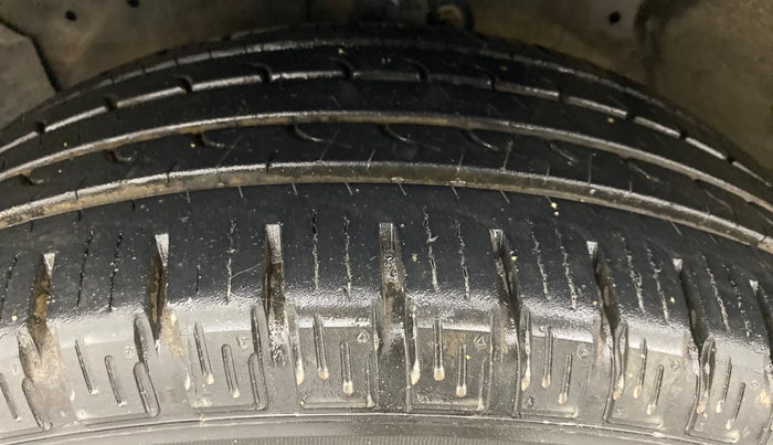 2016 Honda CRV 2.0 2WD AT, Petrol, Automatic, 67,850 km, Left Front Tyre Tread