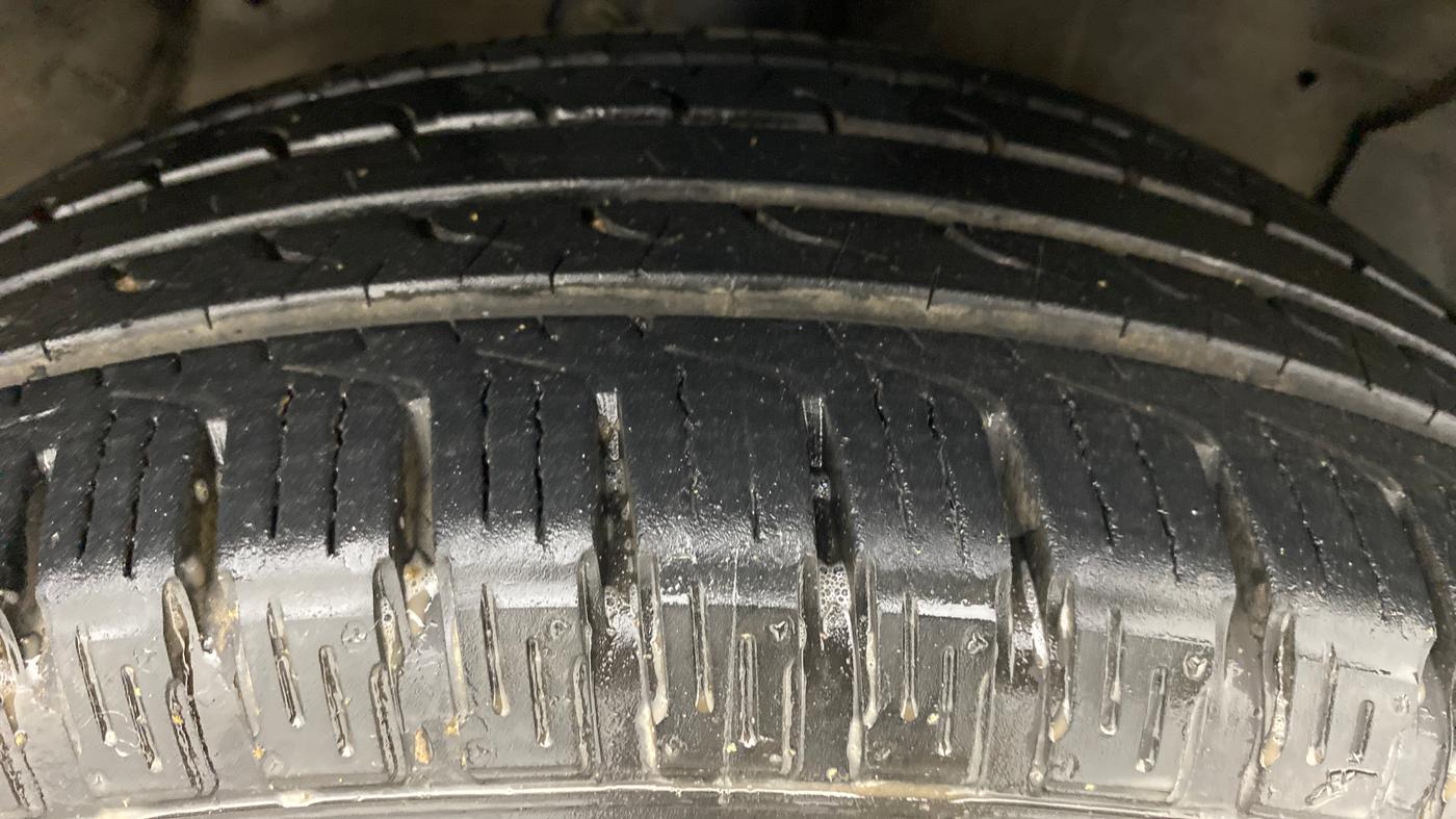 2016 Honda CRV 2.0 2WD AT, Petrol, Automatic, 67,850 km, Right Front Tyre Tread