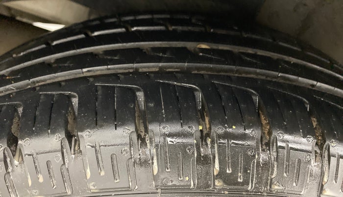 2016 Honda CRV 2.0 2WD AT, Petrol, Automatic, 67,850 km, Right Rear Tyre Tread