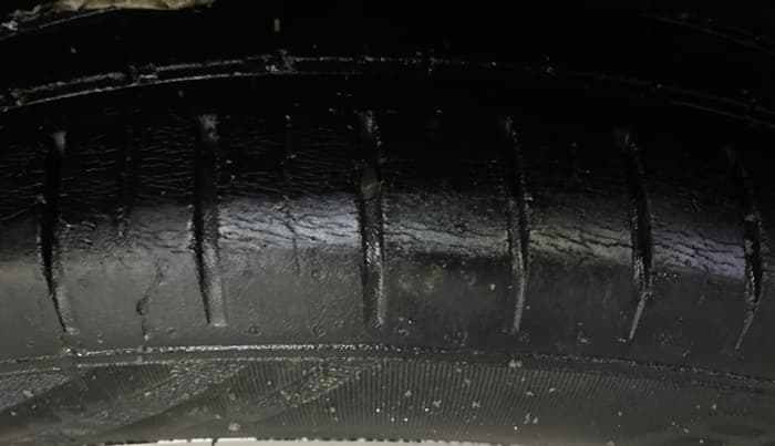 2022 Maruti Baleno ZETA 1.2 AGS, Petrol, Automatic, 91,311 km, Left Rear Tyre Tread