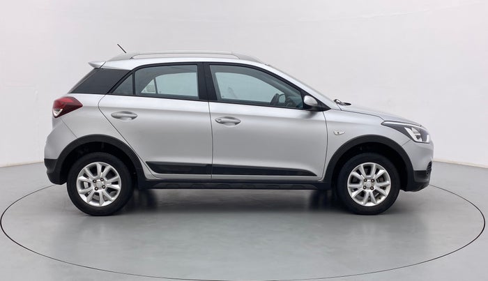 2016 Hyundai i20 Active 1.2 BASE, Petrol, Manual, 30,487 km, Right Side View