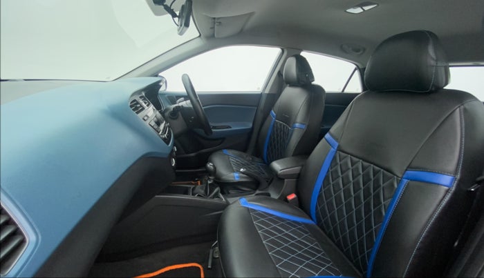 2016 Hyundai i20 Active 1.2 BASE, Petrol, Manual, 30,487 km, Right Side Front Door Cabin