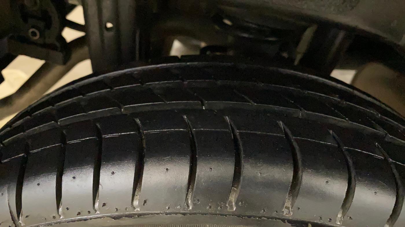 2016 Maruti Alto K10 VXI AMT, Petrol, Automatic, 67,318 km, Right Rear Tyre Tread