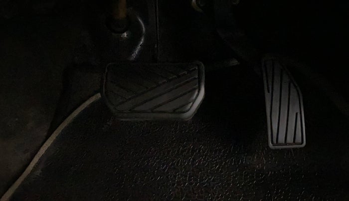 2016 Maruti Alto K10 VXI AMT, Petrol, Automatic, 67,103 km, Pedals