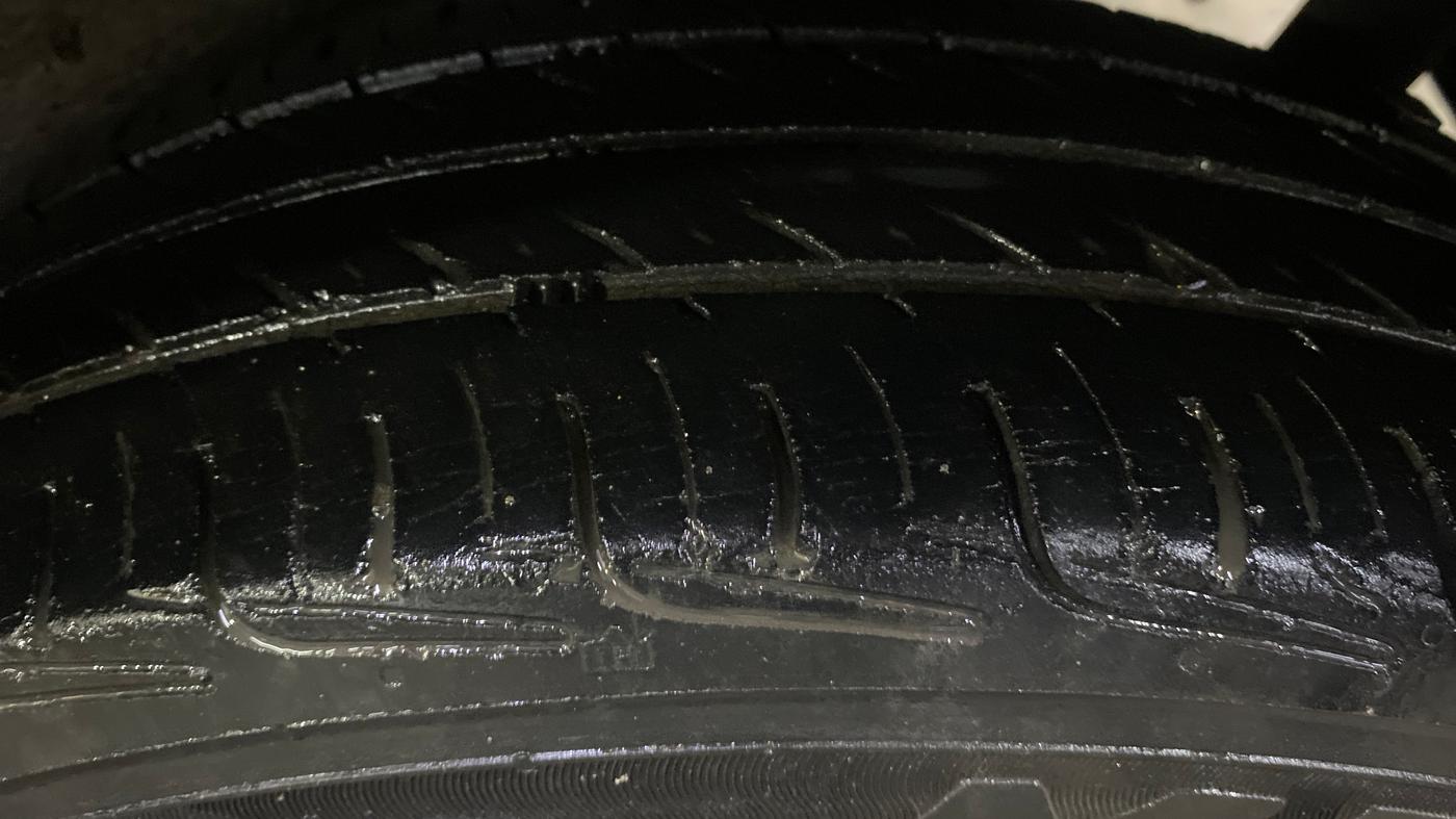2016 Maruti Wagon R 1.0 VXI, Petrol, Manual, 87,083 km, Left Rear Tyre Tread