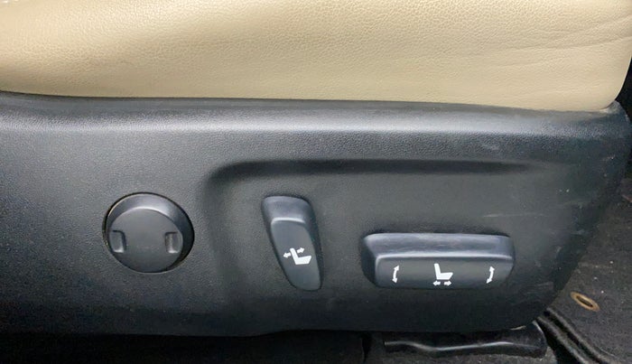2014 Toyota Corolla Altis GL, Petrol, Manual, 15,908 km, Driver Side Adjustment Panel