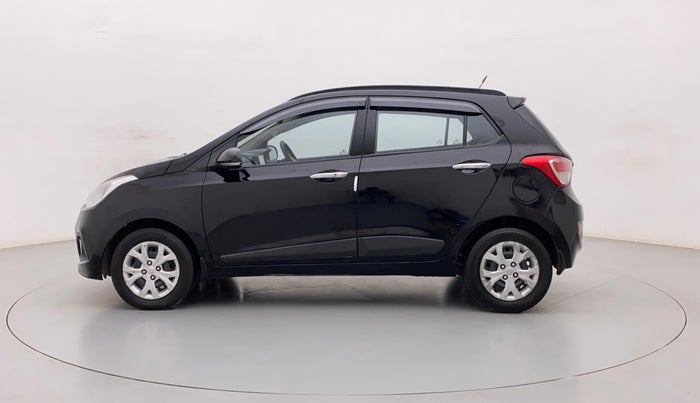 2014 Hyundai Grand i10 SPORTZ AT 1.2 KAPPA VTVT, Petrol, Automatic, 1,06,876 km, Left Side