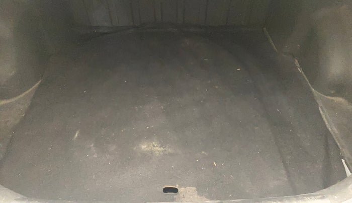 2017 Hyundai Verna 1.6 VTVT SX, Petrol, Manual, 60,315 km, Boot Inside