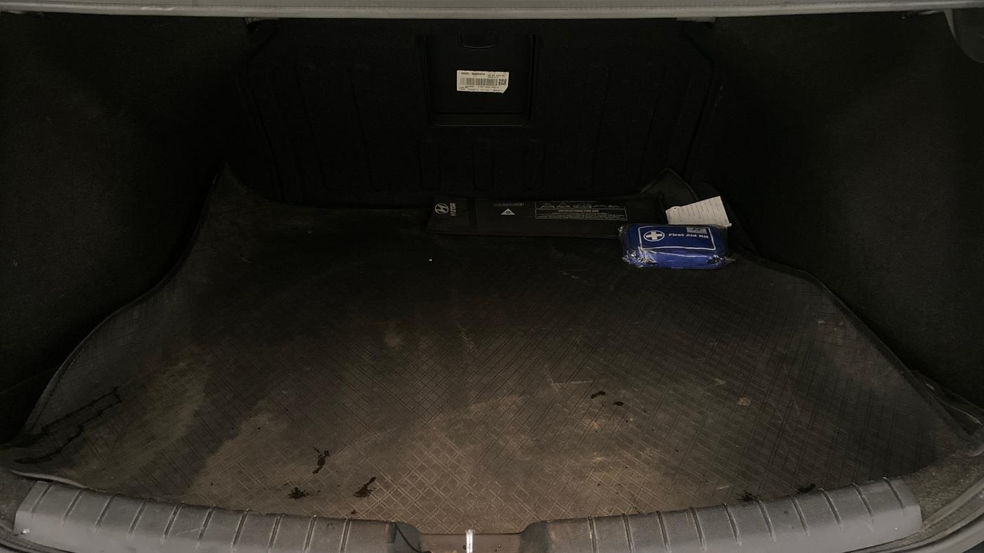 2018 Hyundai New Elantra 2.0 SX MT PETROL, Petrol, Manual, 66,310 km, Boot Inside