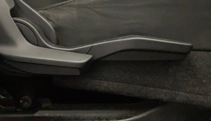 2018 Maruti Baleno ZETA PETROL 1.2, Petrol, Manual, 73,647 km, Driver Side Adjustment Panel