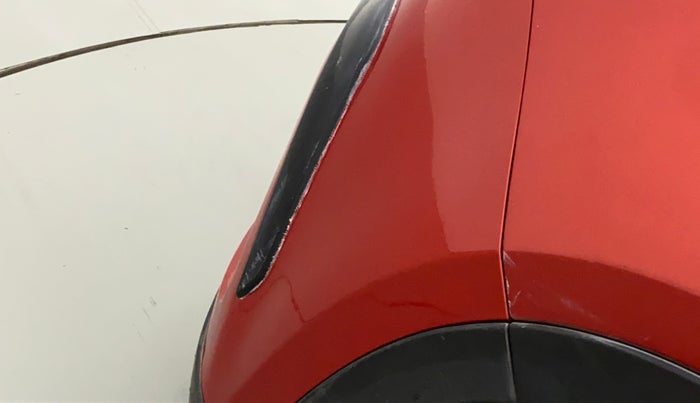 2016 Maruti Vitara Brezza ZDI, Diesel, Manual, 78,575 km, Front bumper - Chrome strip damage