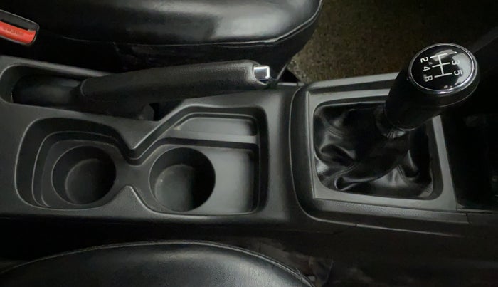 2016 Maruti Vitara Brezza ZDI, Diesel, Manual, 78,575 km, Gear Lever