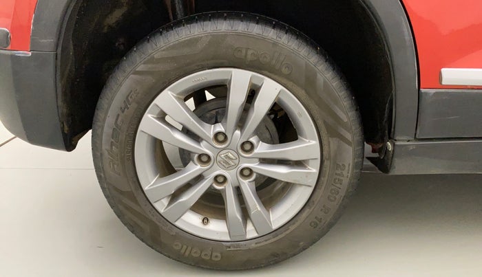 2016 Maruti Vitara Brezza ZDI, Diesel, Manual, 78,575 km, Right Rear Wheel