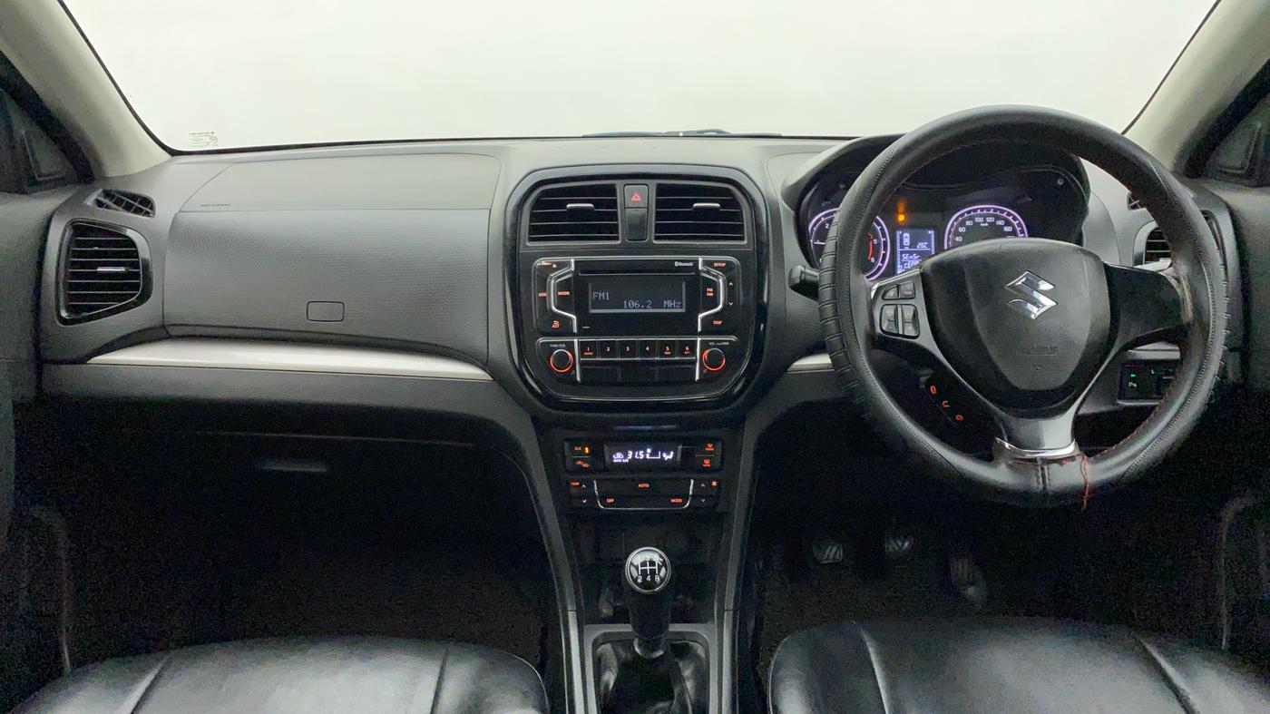 2016 Maruti Vitara Brezza ZDI, Diesel, Manual, 78,575 km, Dashboard