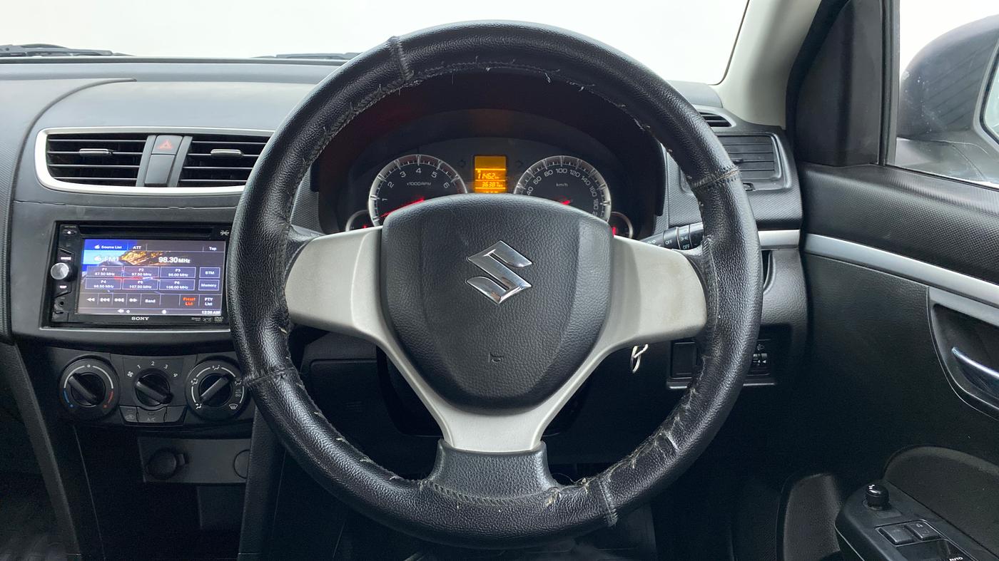 2014 Maruti Swift VXI D, Petrol, Manual, 36,425 km, Steering Wheel Close Up