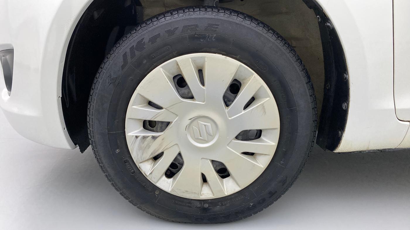 2014 Maruti Swift VXI D, Petrol, Manual, 36,425 km, Left Front Wheel