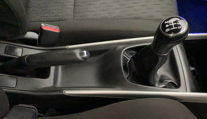 2017 Maruti Baleno DELTA PETROL 1.2, Petrol, Manual, 56,157 km, Gear Lever