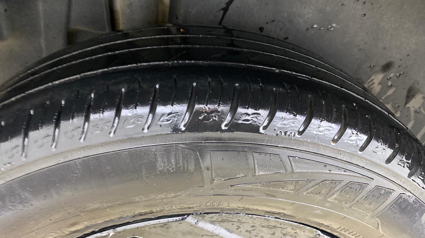 2025 Maruti BREZZA ZXI S-CNG, CNG, Manual, 67,426 km, Right Rear Tyre Tread