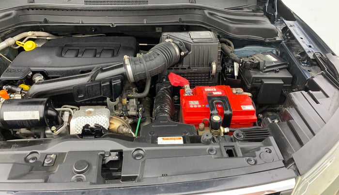 2021 Mahindra XUV300 W8 (O) 1.2 PETROL AMT, CNG, Automatic, 42,659 km, Engine View - Left