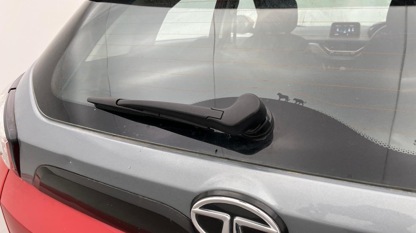 2018 Tata NEXON XZA PLUS PETROL, Petrol, Automatic, 46,806 km, Rear Wiper
