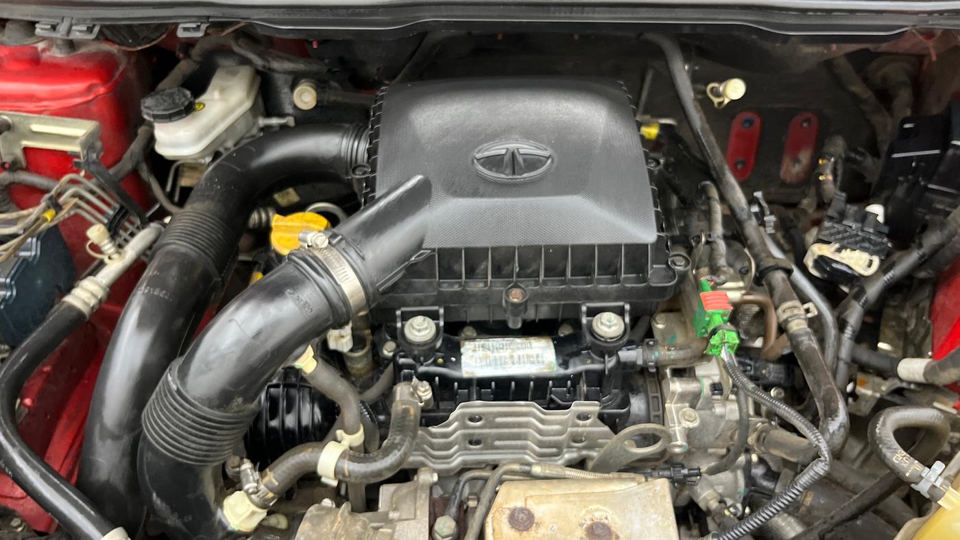 2018 Tata NEXON XZA PLUS PETROL, Petrol, Automatic, 46,806 km, Engine View
