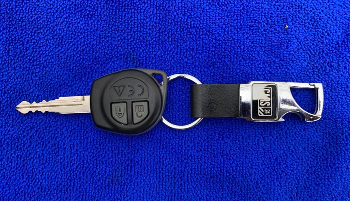 2021 Maruti Baleno DELTA CVT PETROL 1.2, Petrol, Automatic, 24,387 km, Key Close Up