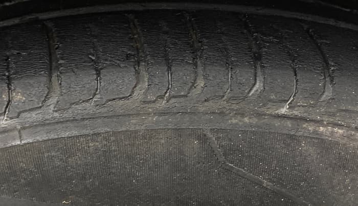 2022 Hyundai VENUE SX PLUS 1.0 TURBO DCT, Petrol, Automatic, 53,336 km, Right Front Tyre Tread