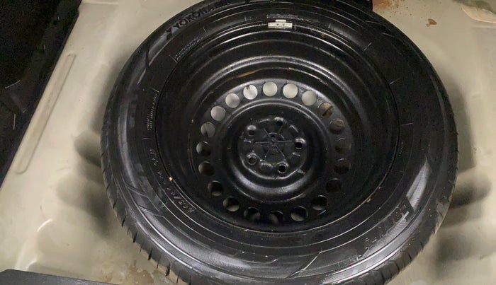 2020 Toyota URBAN CRUISER PREMIUM GRADE AT, Petrol, Automatic, 1,45,579 km, Spare Tyre