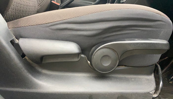 2020 Toyota URBAN CRUISER PREMIUM GRADE AT, Petrol, Automatic, 1,45,579 km, Driver Side Adjustment Panel