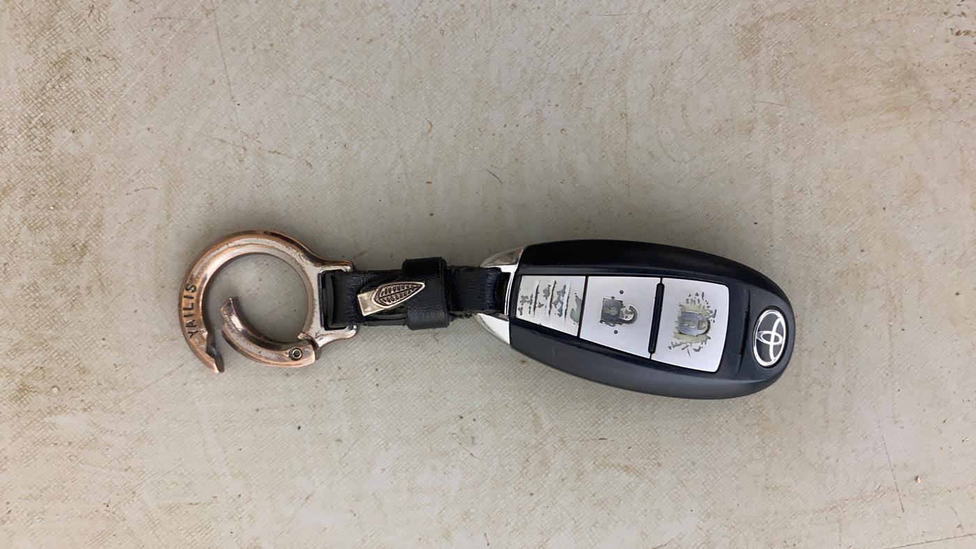 2020 Toyota URBAN CRUISER PREMIUM GRADE AT, Petrol, Automatic, 1,45,623 km, Key Close Up