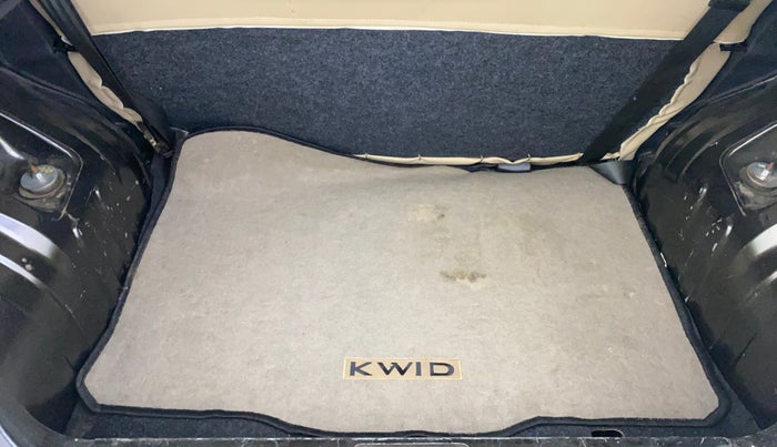 2016 Renault Kwid RXT 0.8, Petrol, Manual, 52,841 km, Boot Inside