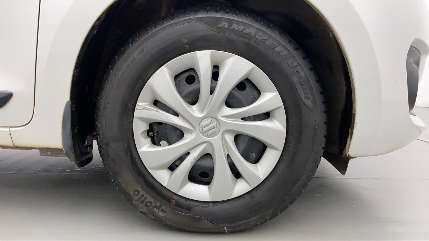 2019 Maruti Swift VXI AMT D, Petrol, Automatic, 8,609 km, Right Front Wheel