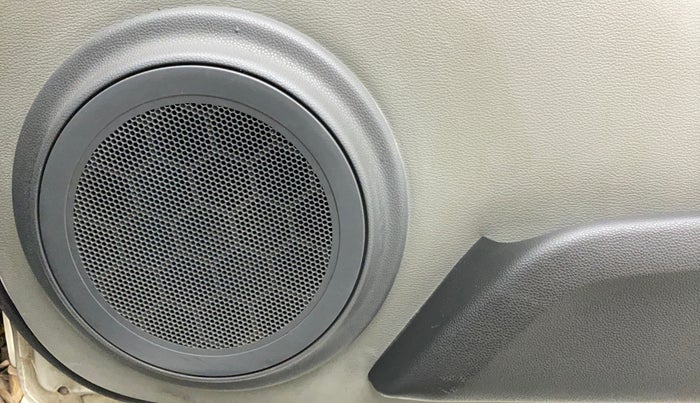 2016 Maruti Alto 800 LXI, Petrol, Manual, 70,879 km, Speaker